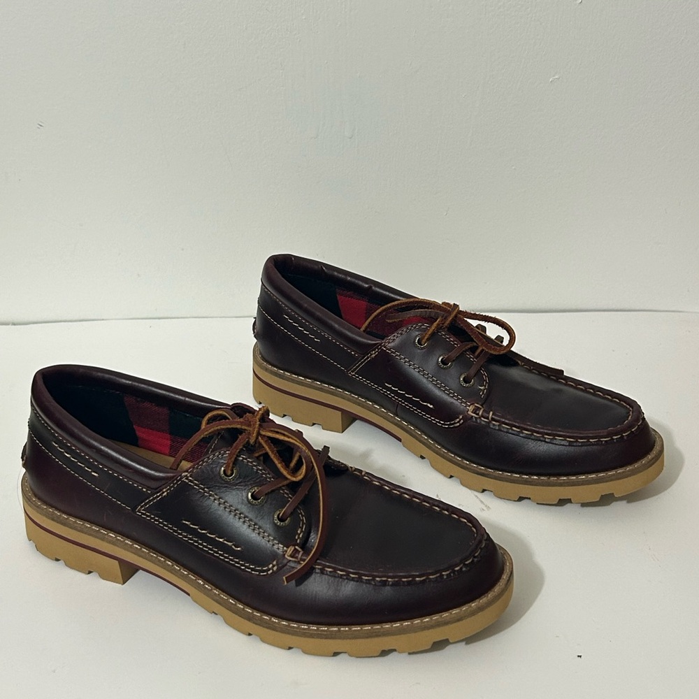 Sperry Topsider Boatshoe
Womens 3 Eyed 9 brown
Leather